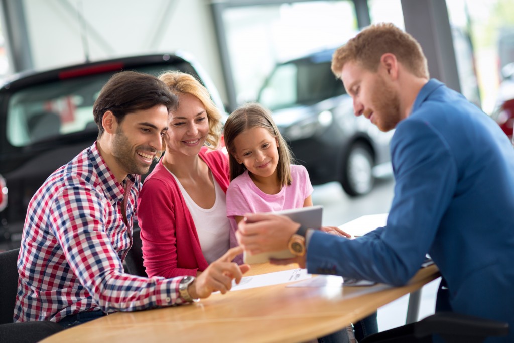 Your Quick Guide to Becoming a Better Salesperson